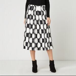 Hugo Boss Vafalta1 pleated skirt black white Sz 2